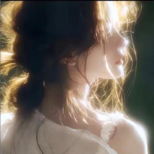 招财猫的小铃铛～