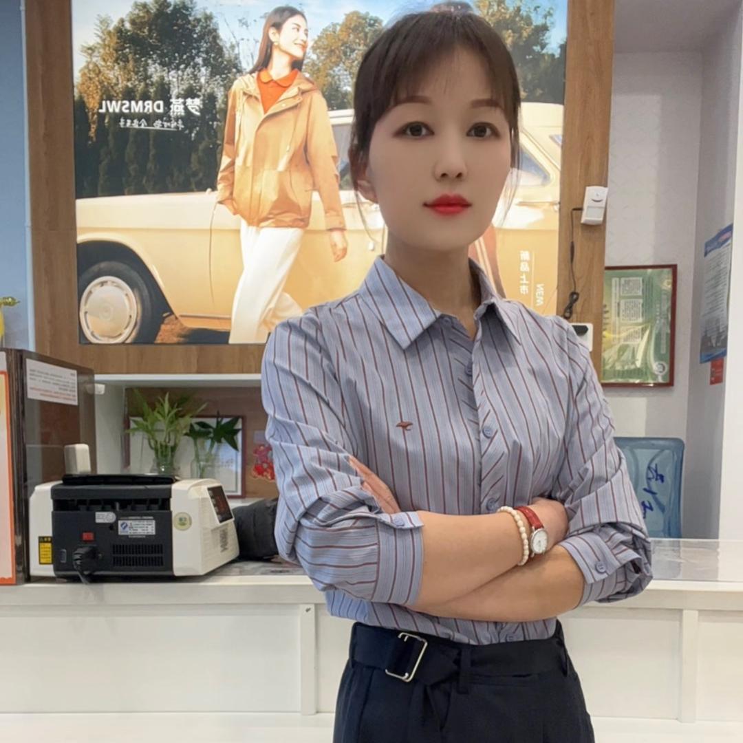 梦燕  苗苗店长