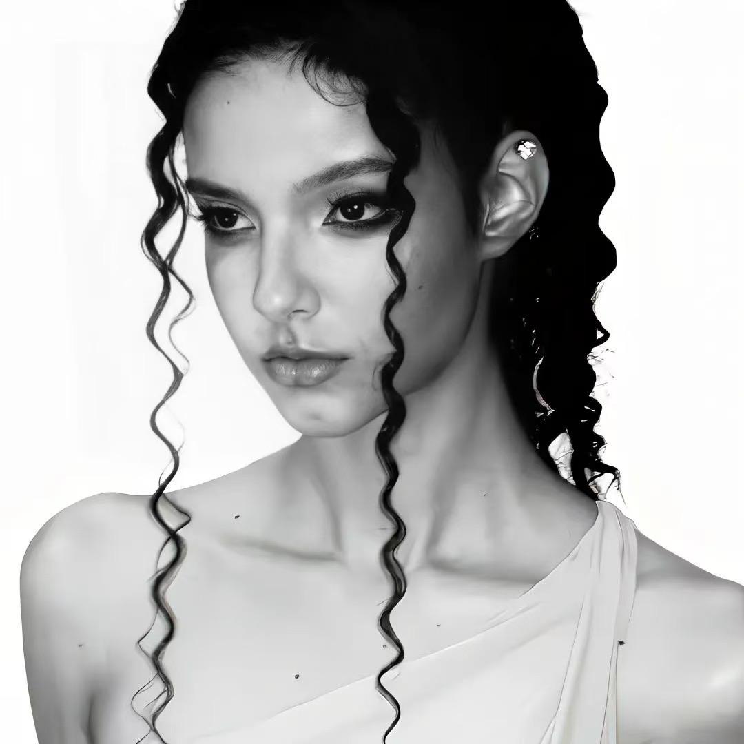 Jamie•🧚‍♀️