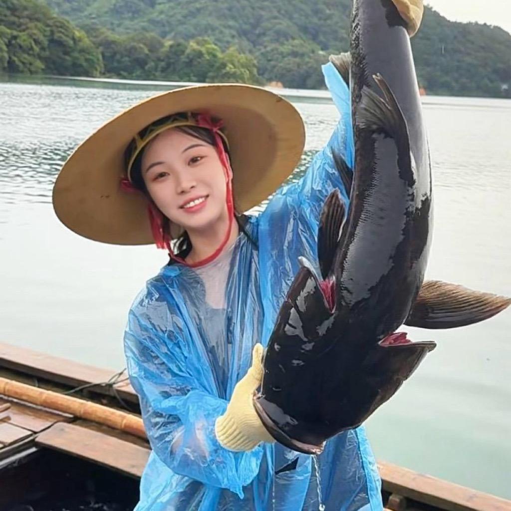 渔极鲜旗舰店观鱼记