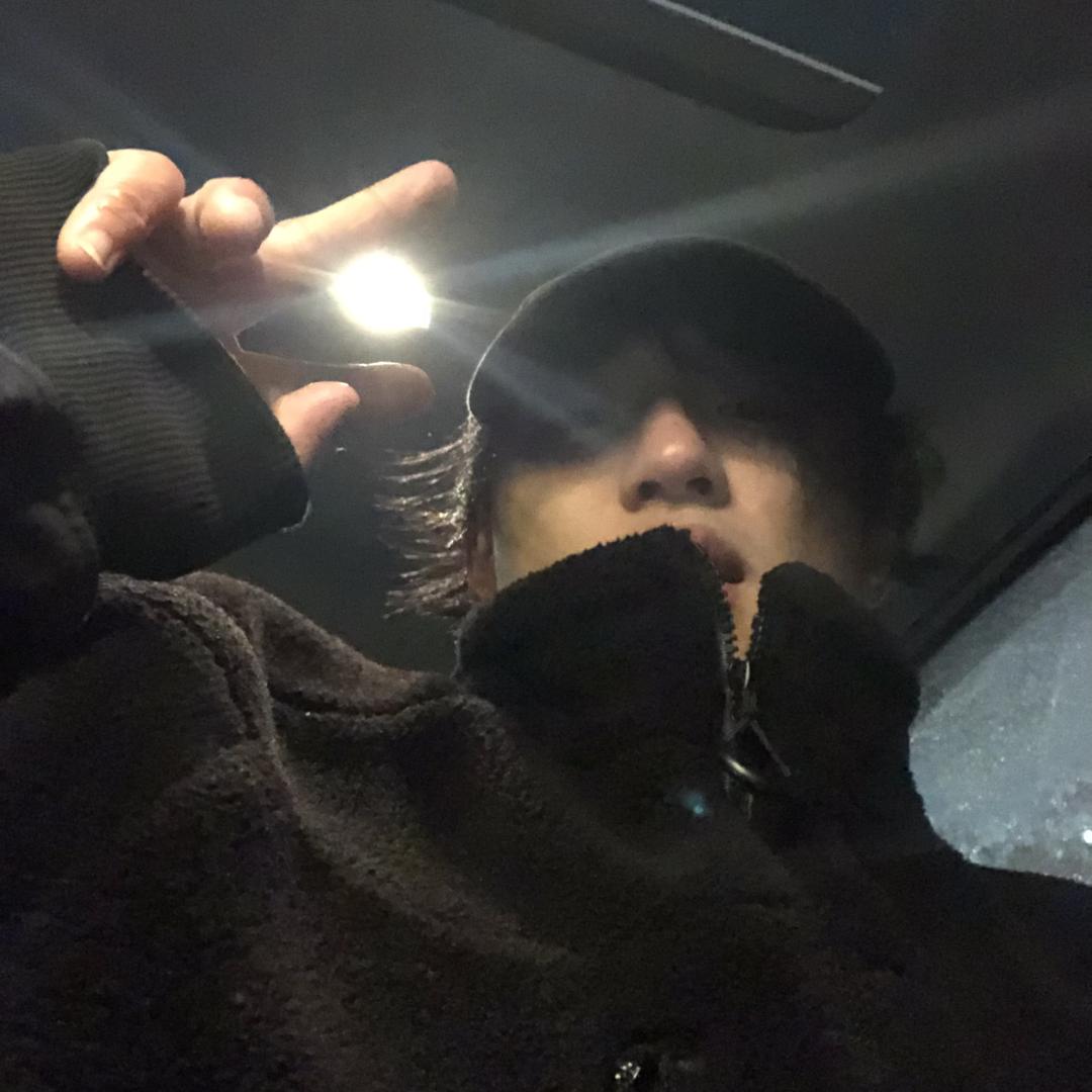 小赵不笑场