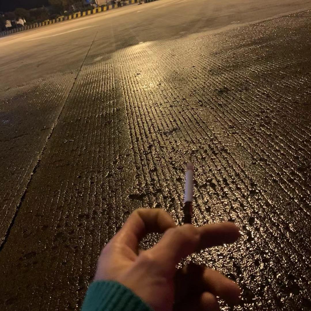吴喜欢八卦