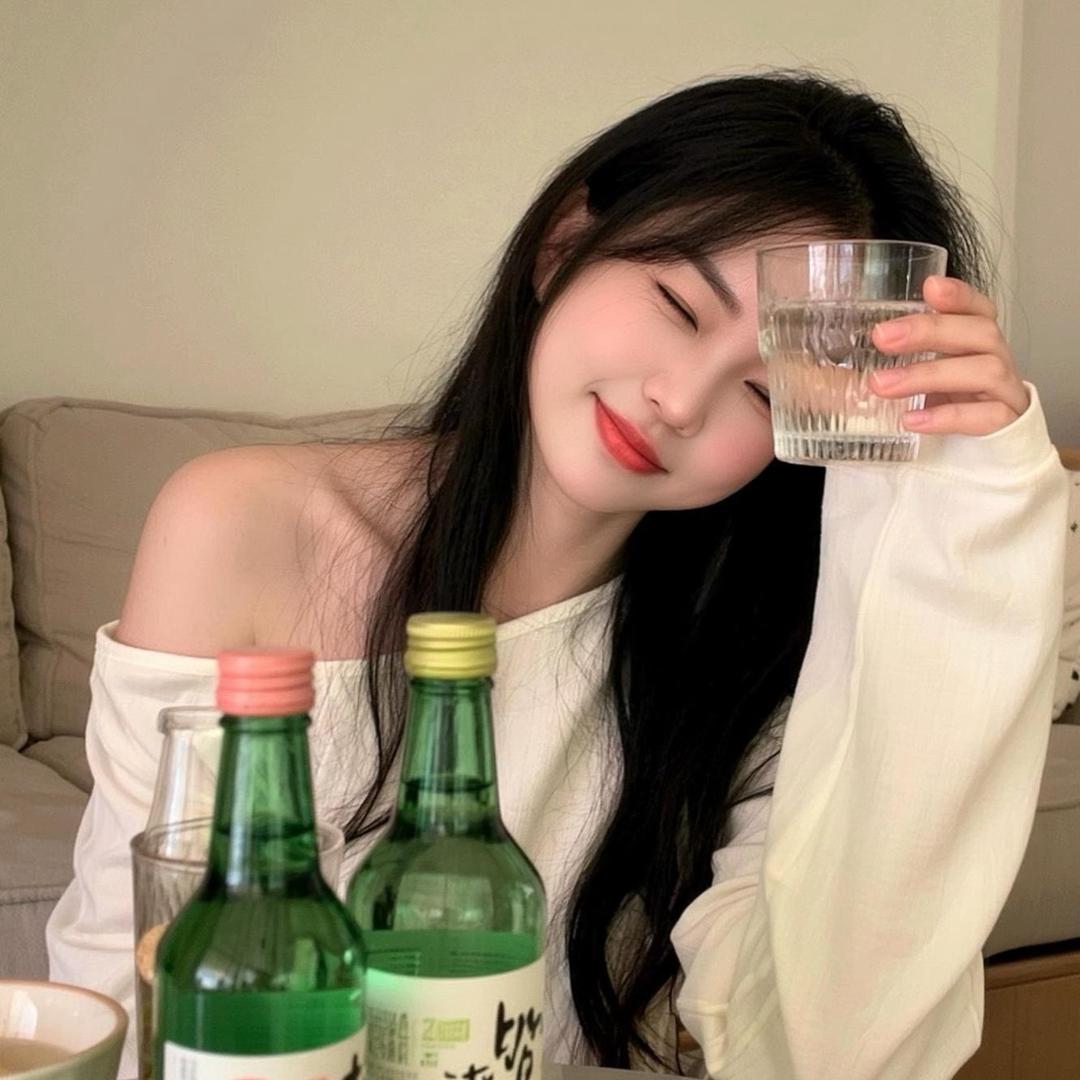 冰凌蔷薇女孩
