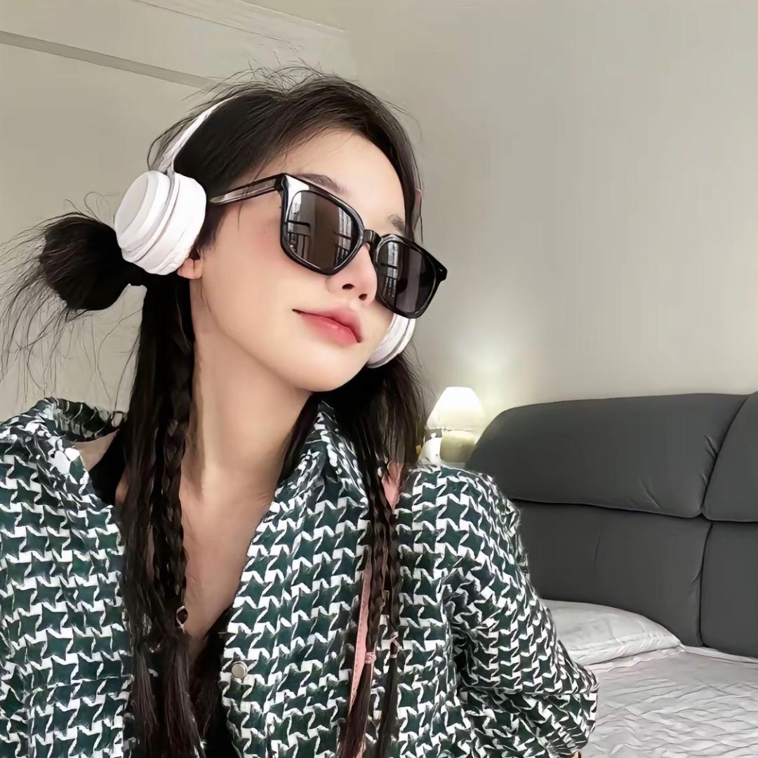 妮彩威百货商行