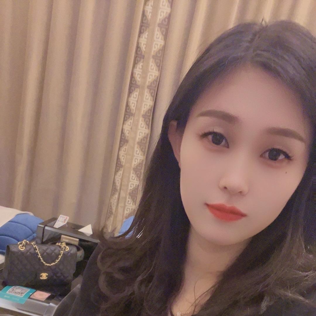 L女主角衣橱