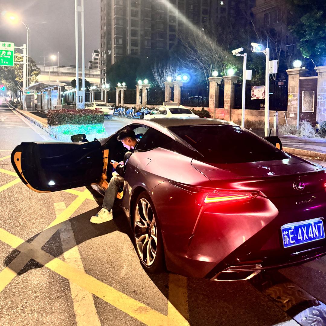 X（苏州豪车租赁）