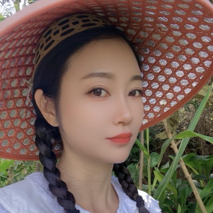 云南梁河寸表姐