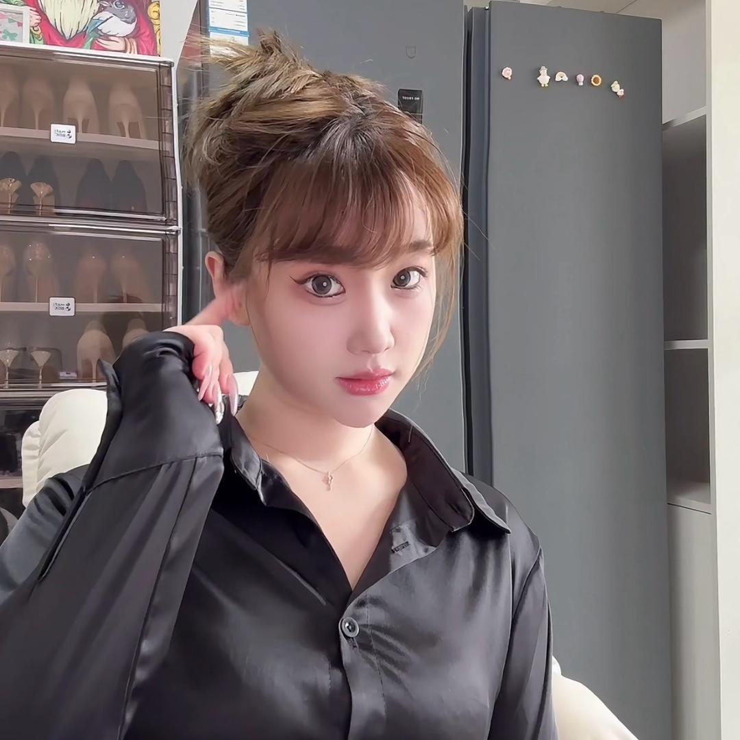 金娜娜🌟🌟的小号