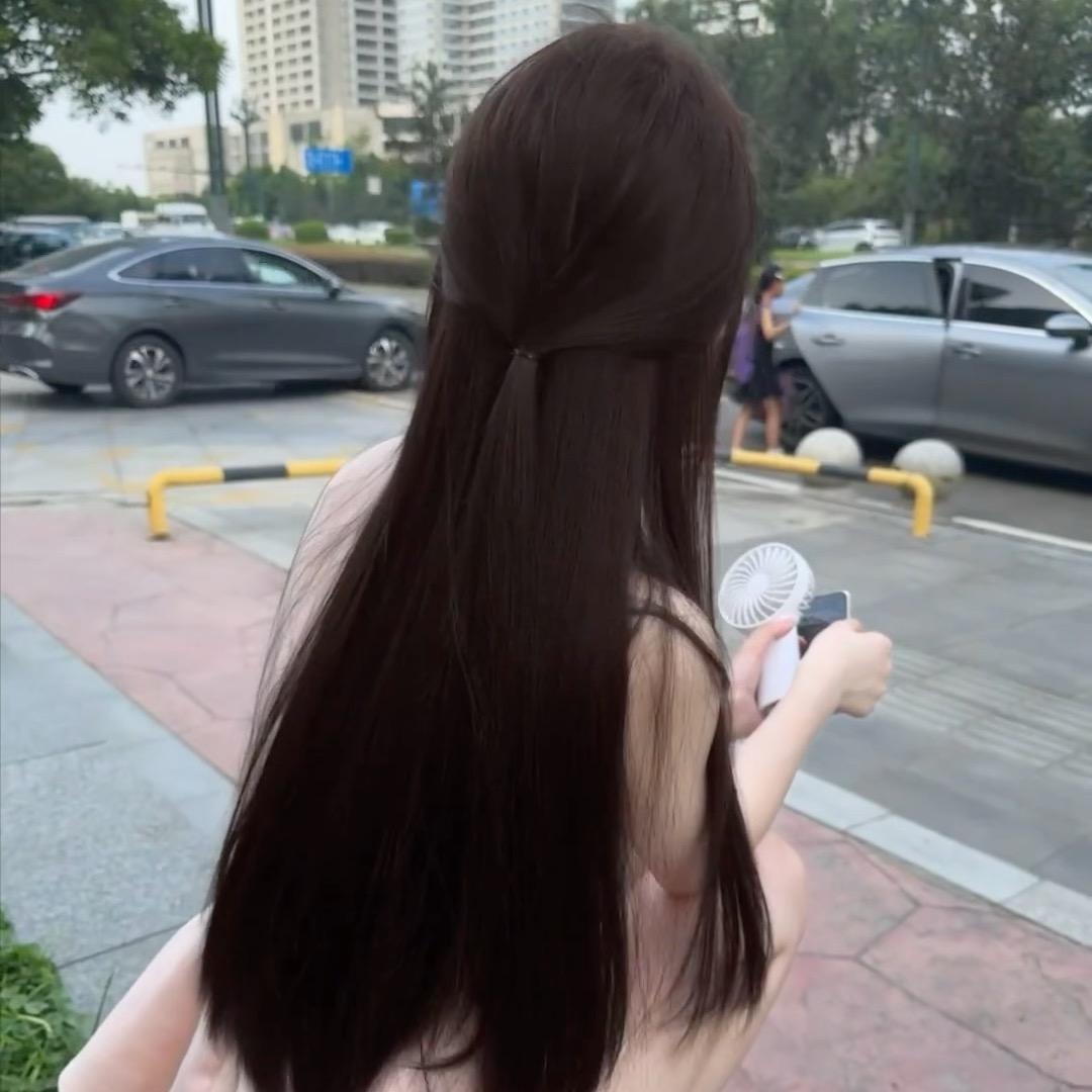 乐乐吖😊