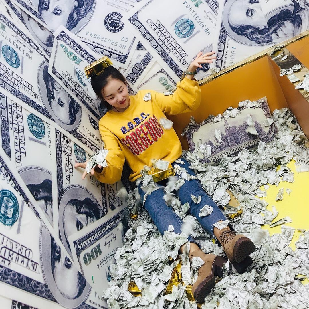 Ta·nᴗng 心荷包蛋女士