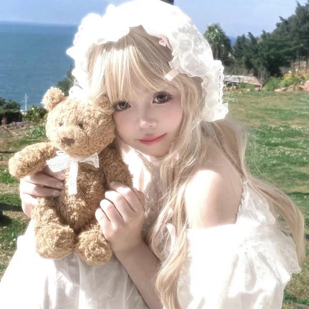 °ʚ小伊ɞ°