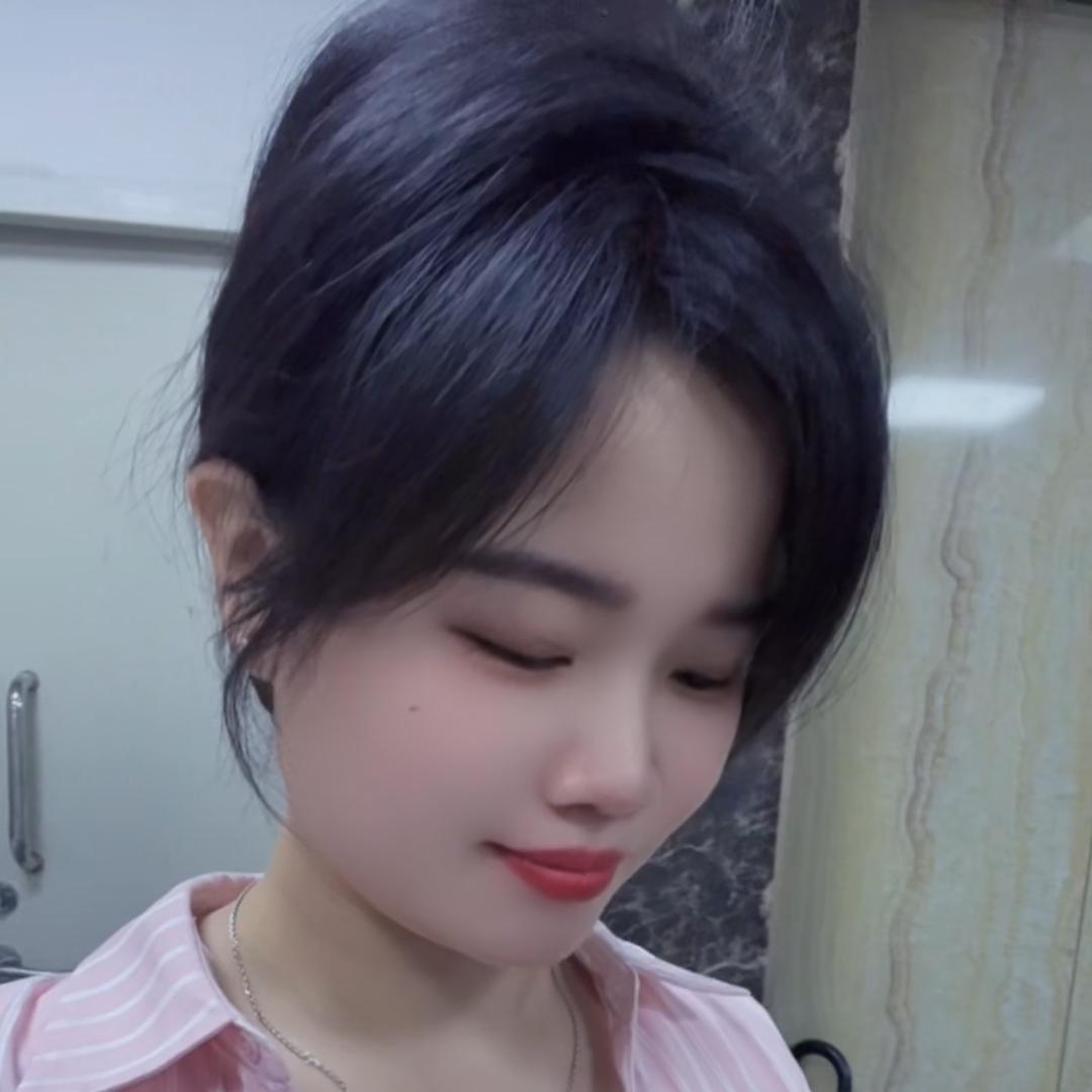 @可爱的小白兔🐰
