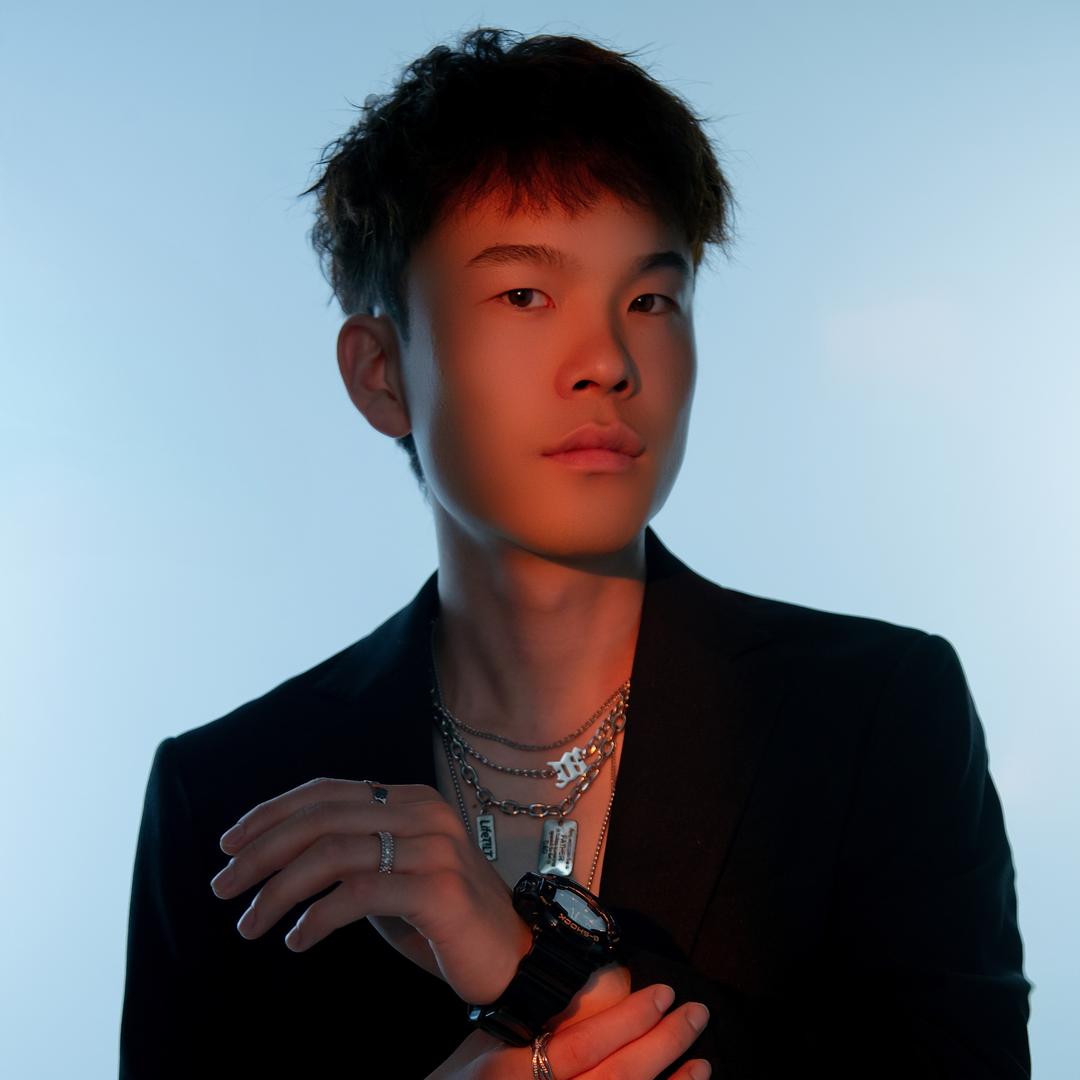 阳泉专业爆改发型俊哲