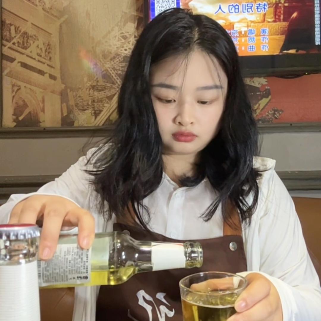 湖北襄阳的小周