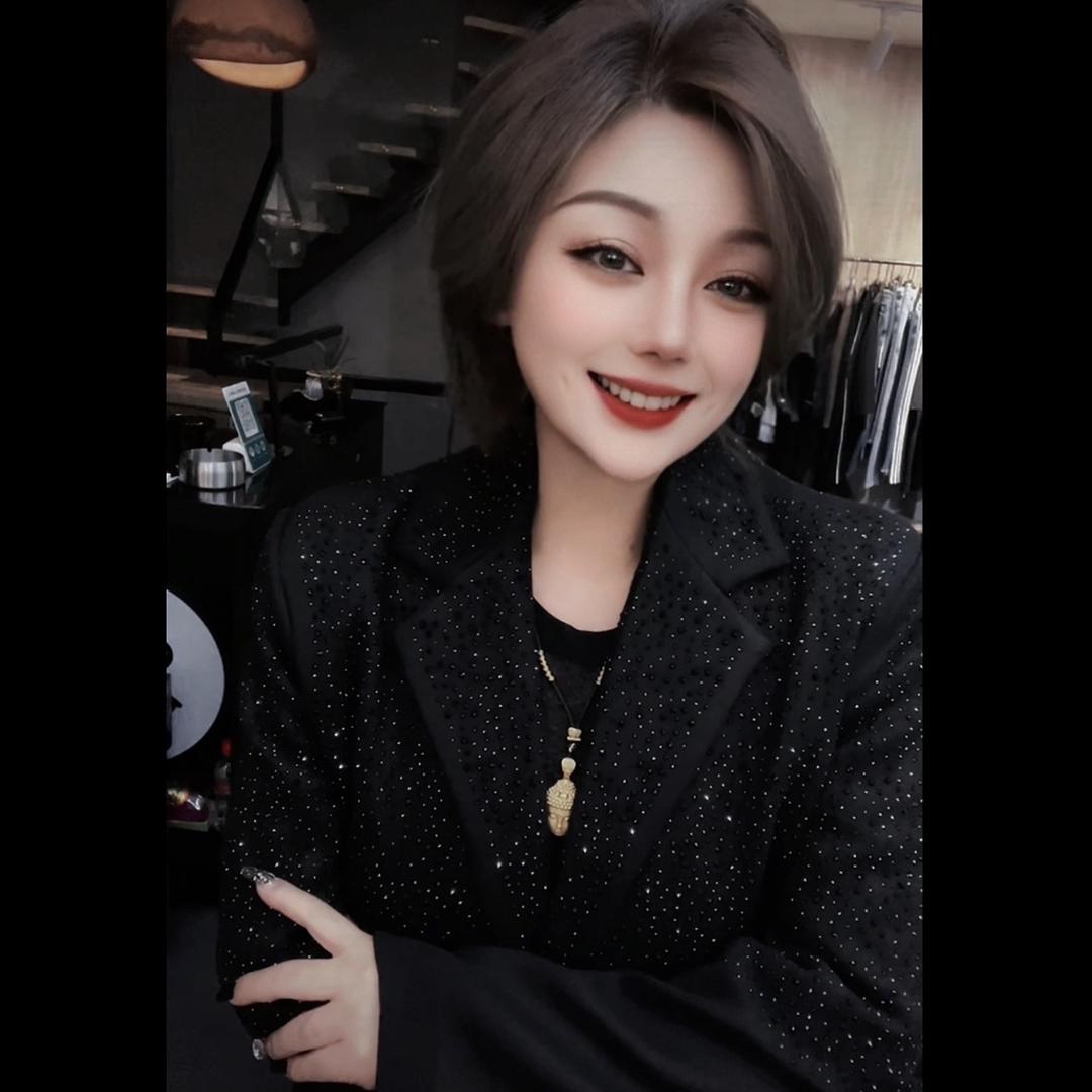 三峰木门.全屋定制玲儿姐