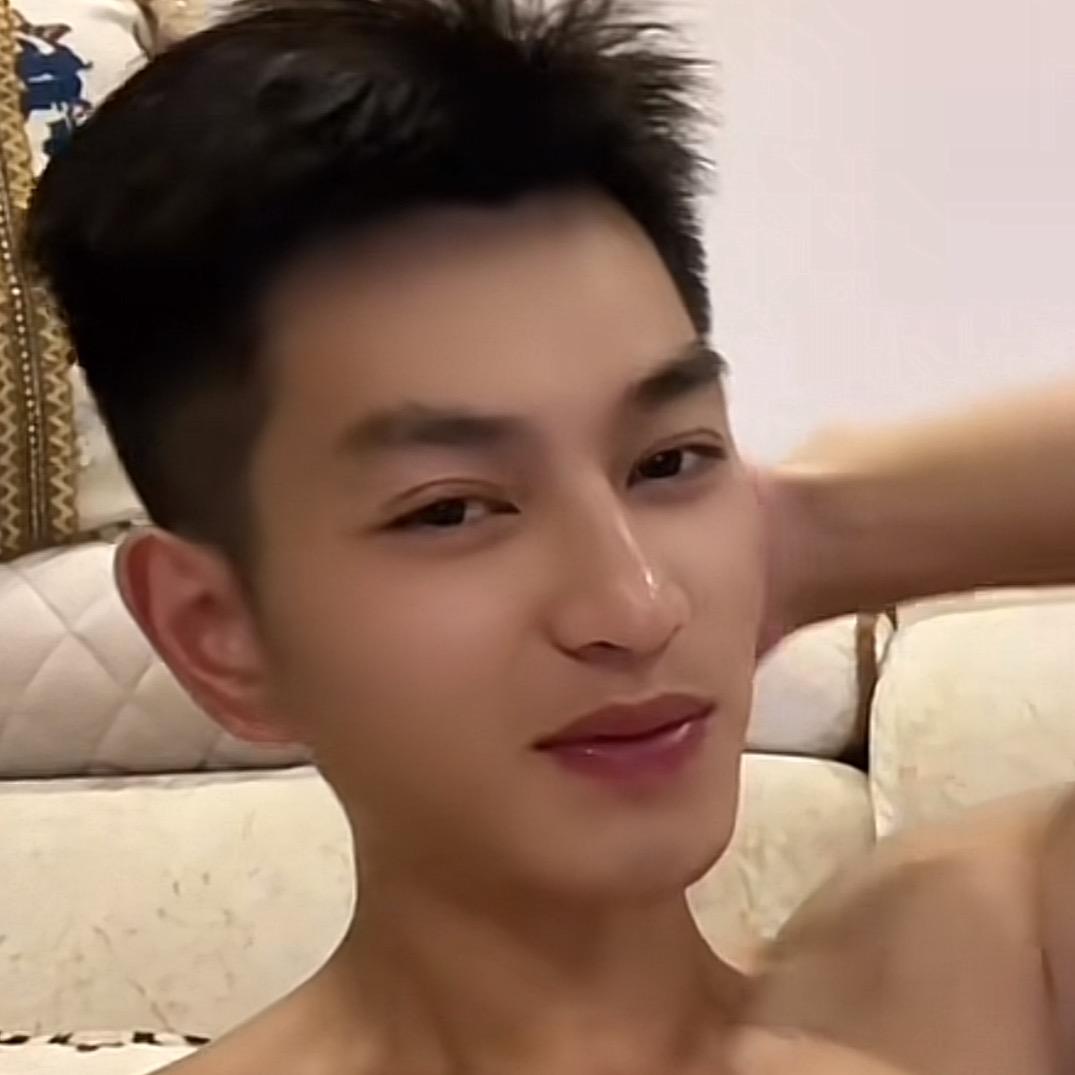 90 后小哥