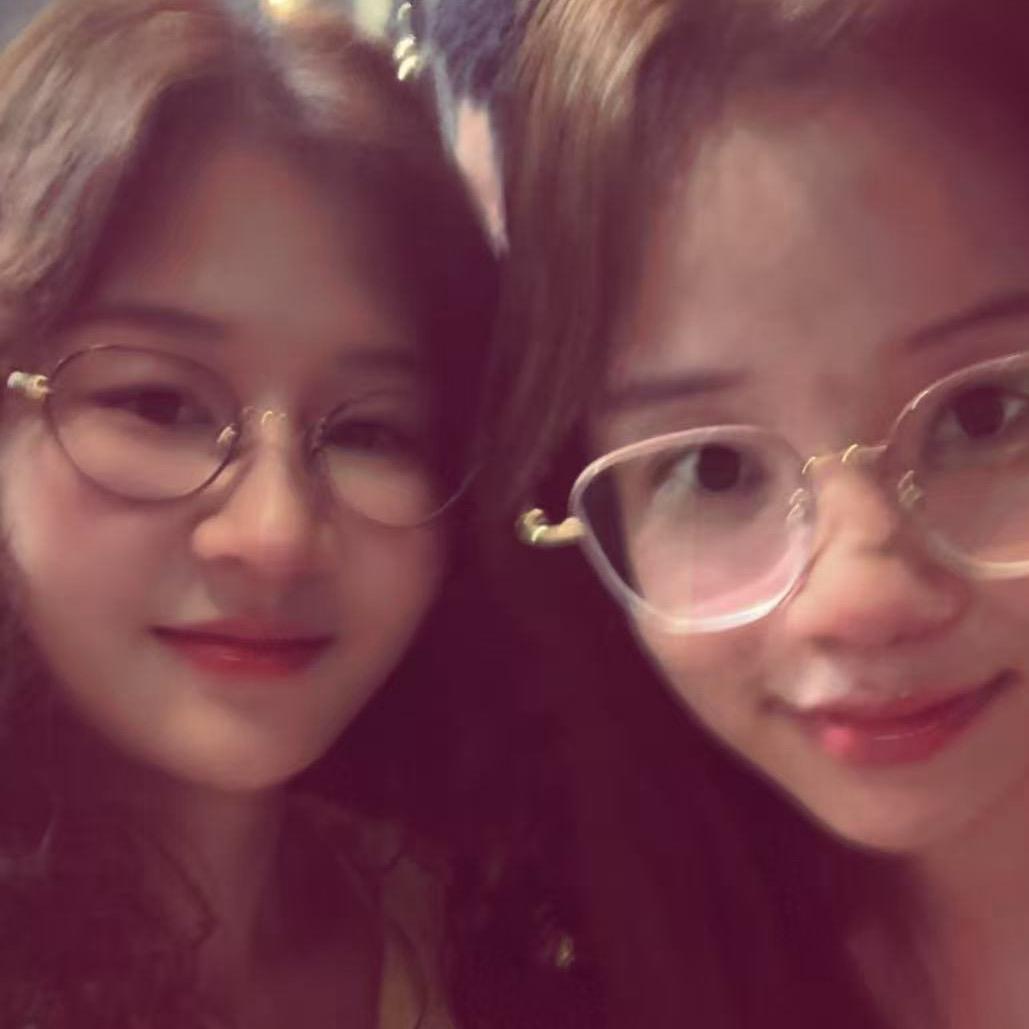 甜妹卷卷爱哥哥