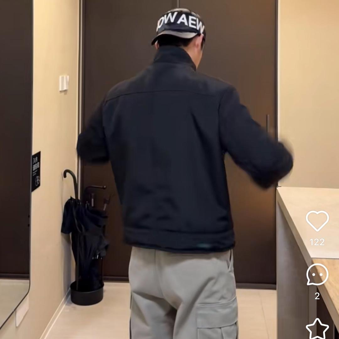 Cc.