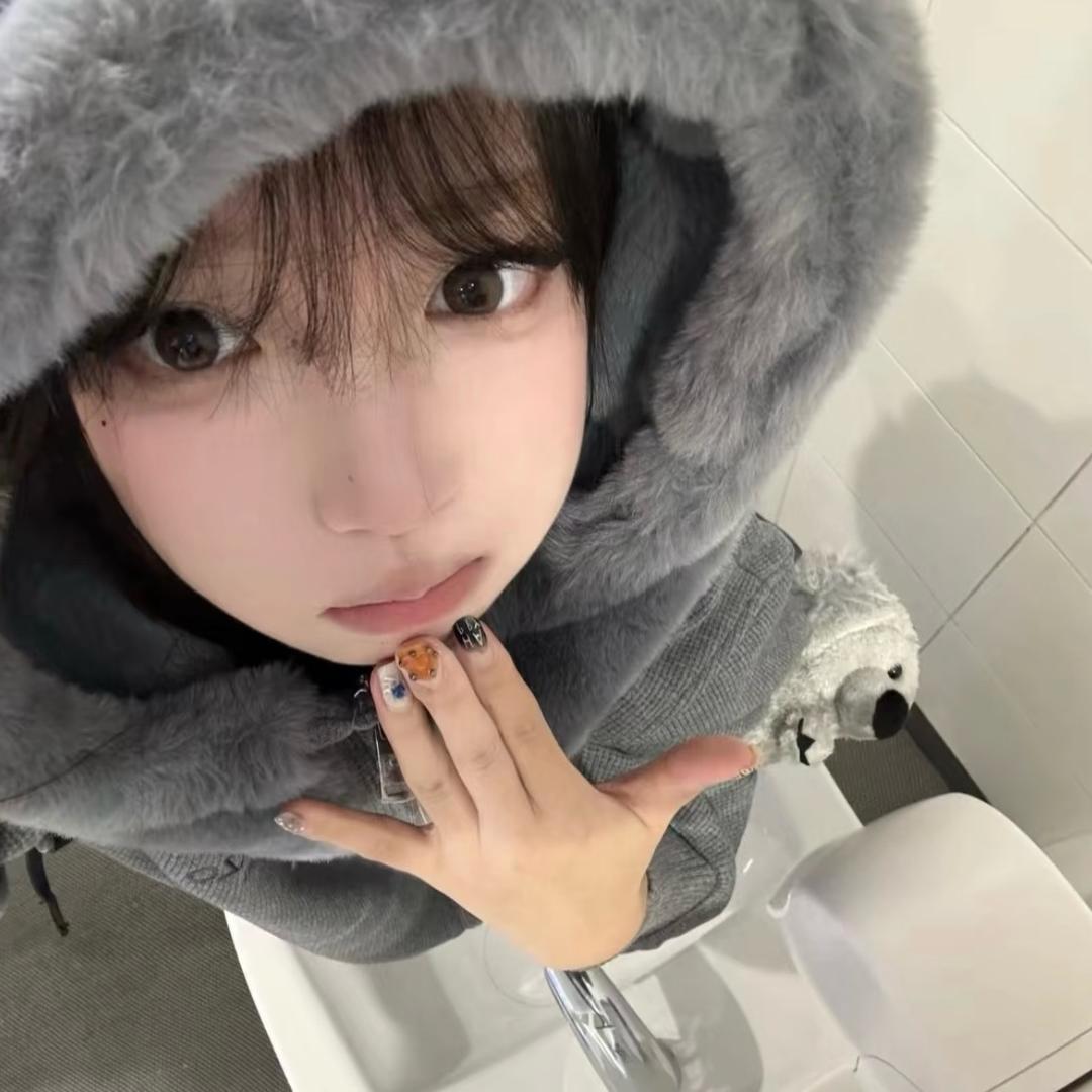 自称是绝美少女的婷子