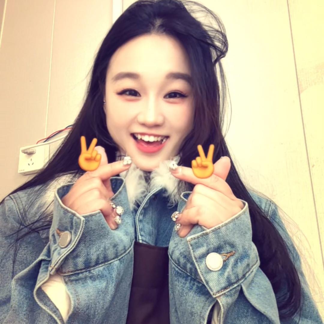 思思（周记老式麻辣烫常坟店）