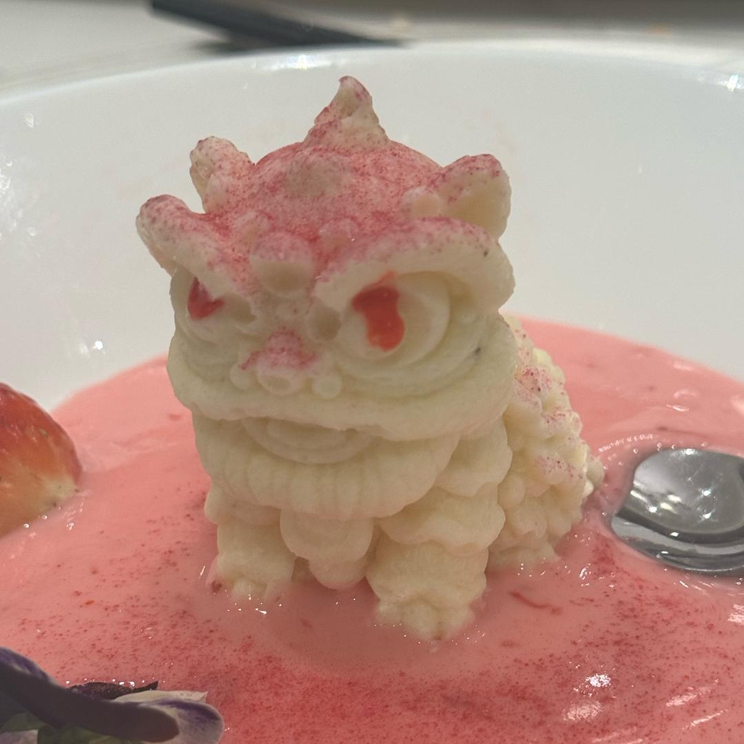荣臻