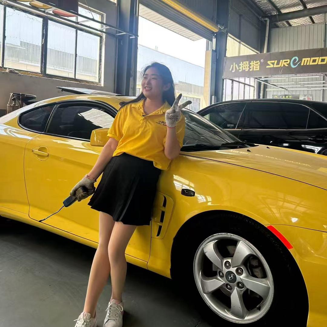 小拇指严婷