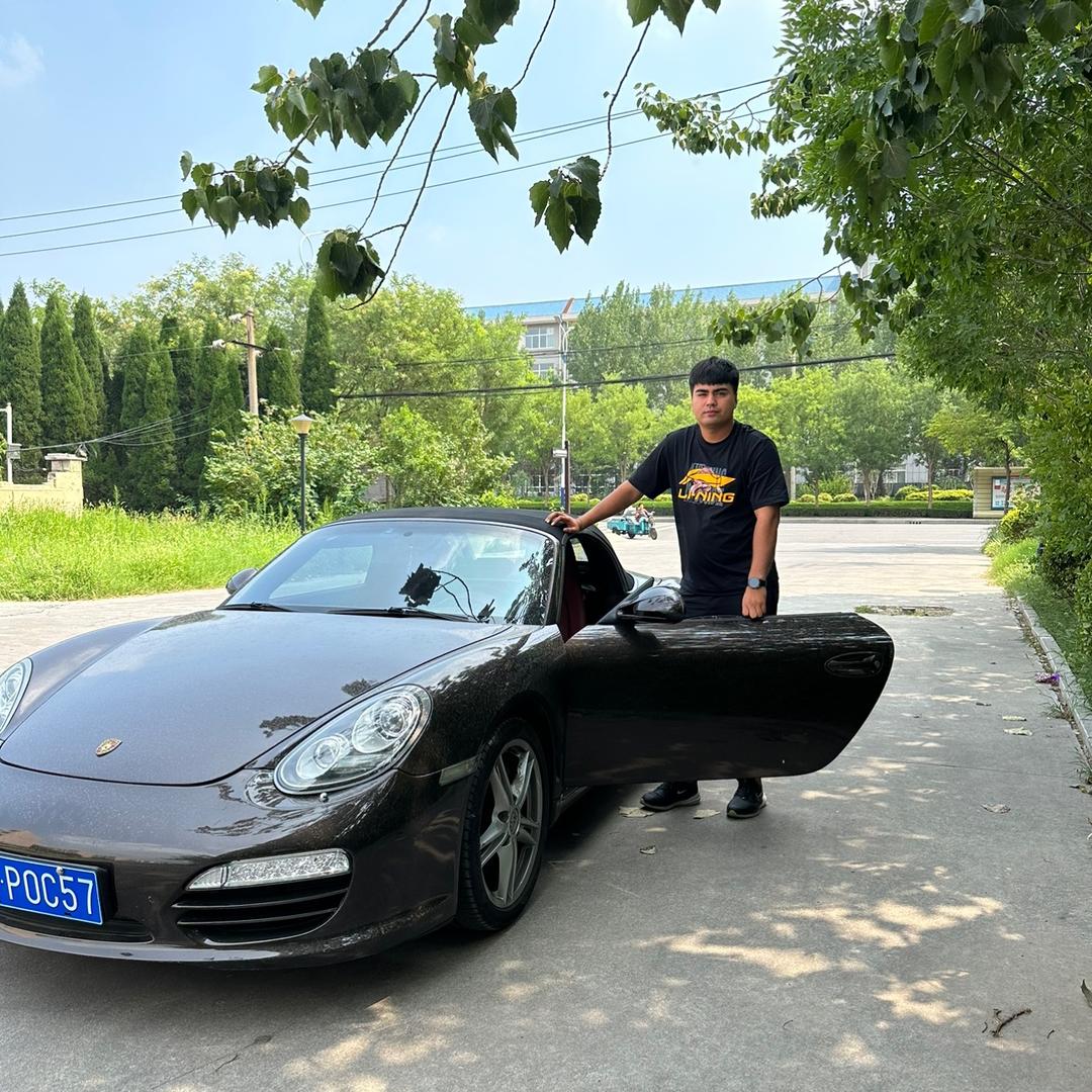 艾力聊车