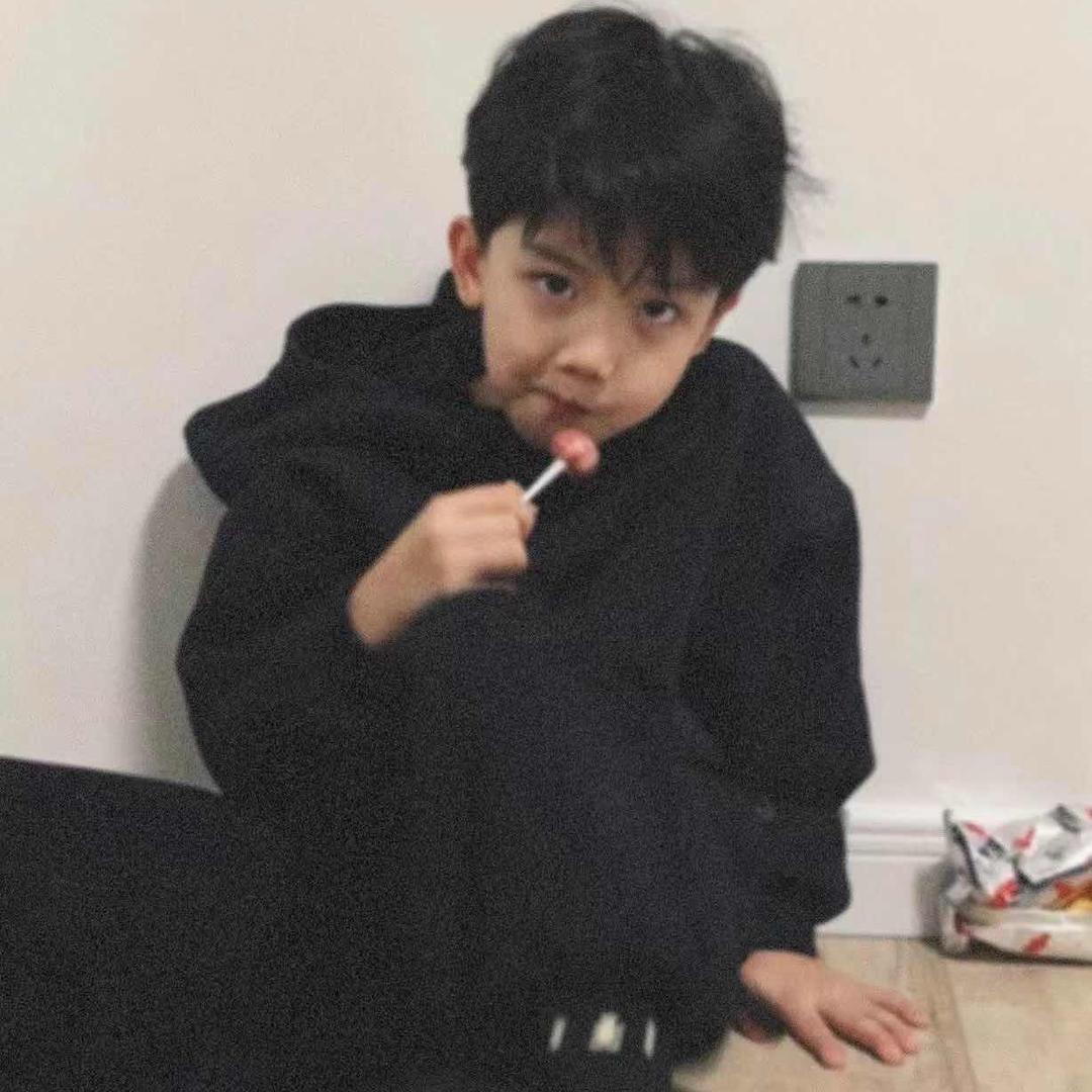月亮还在睡_