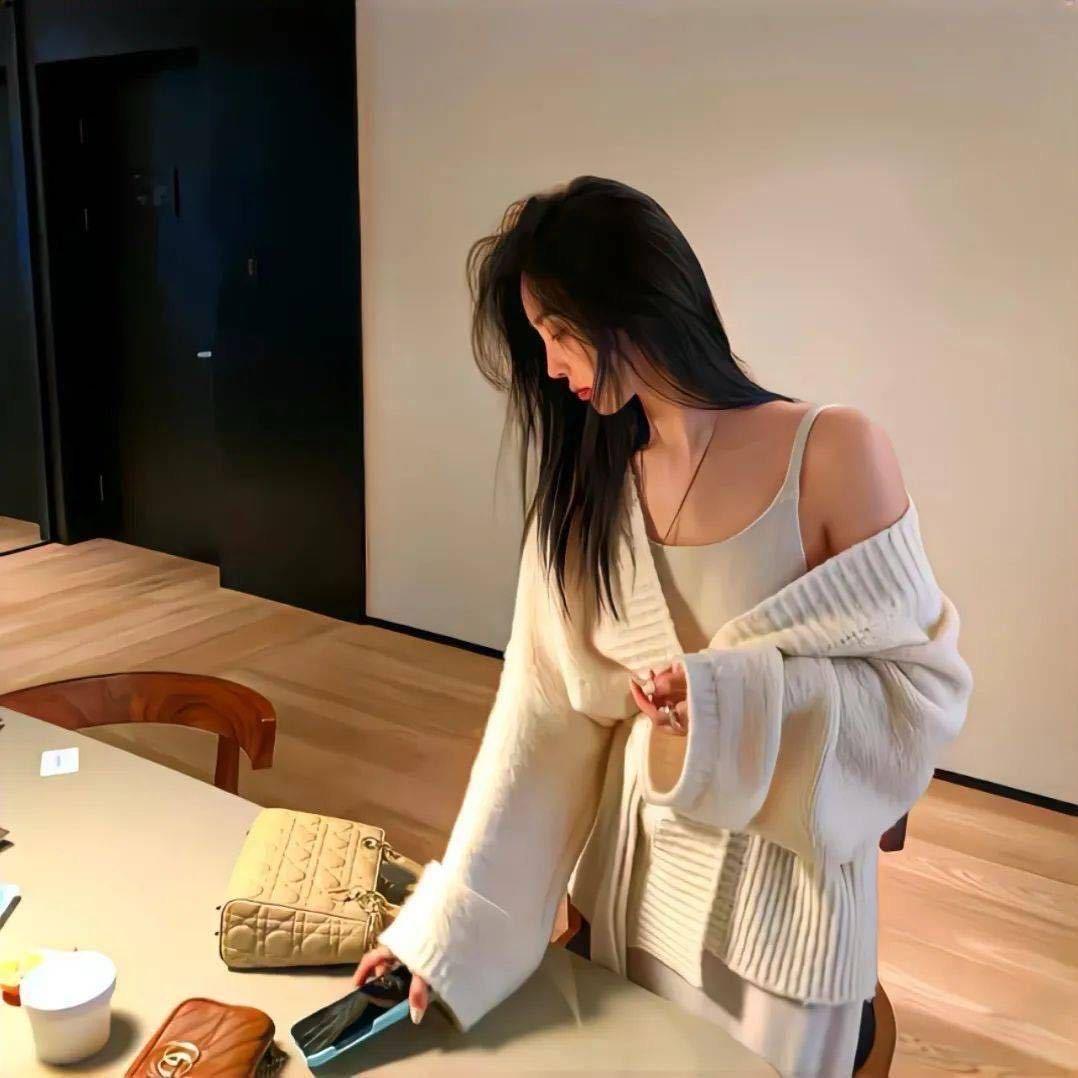 贝贝妮_