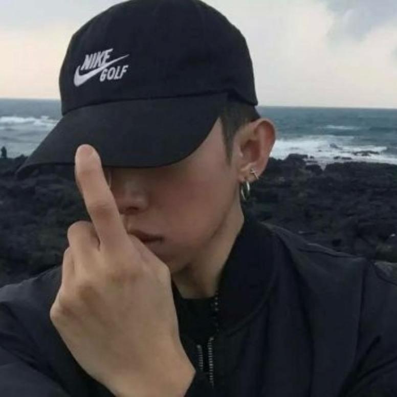 被眼镜封印的兵王