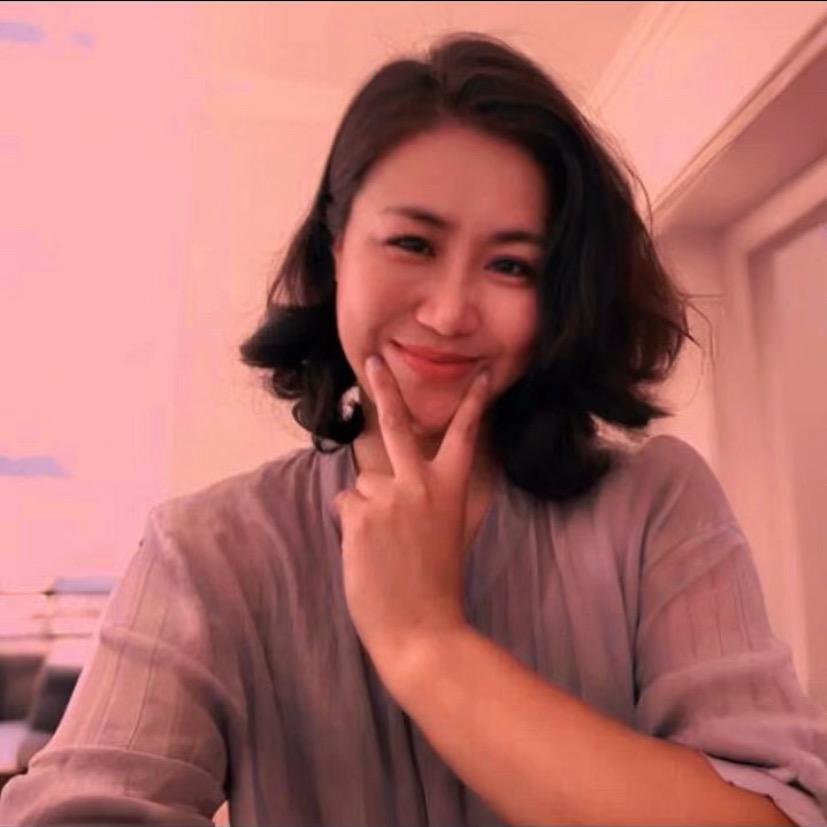 卷发大婶