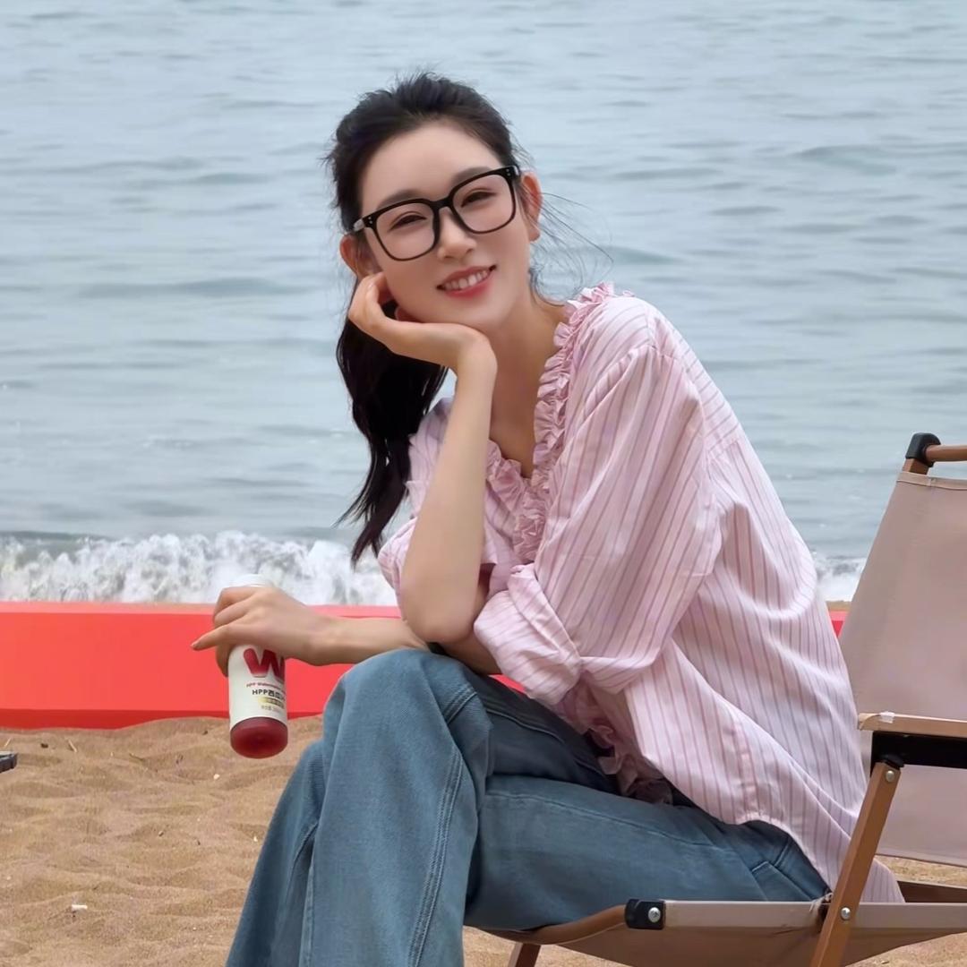 鸥纪儿每日穿搭