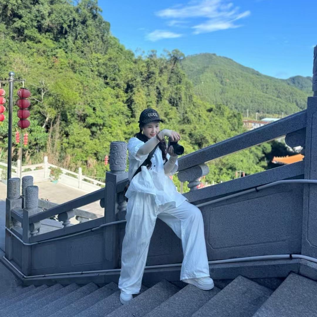 晴格格（婷婷东方舞）