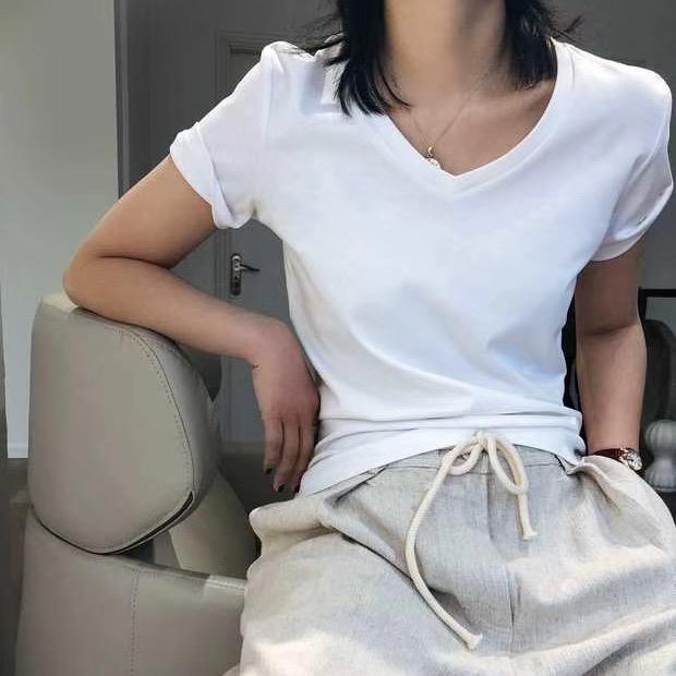 浩天服饰工厂店_晴晴