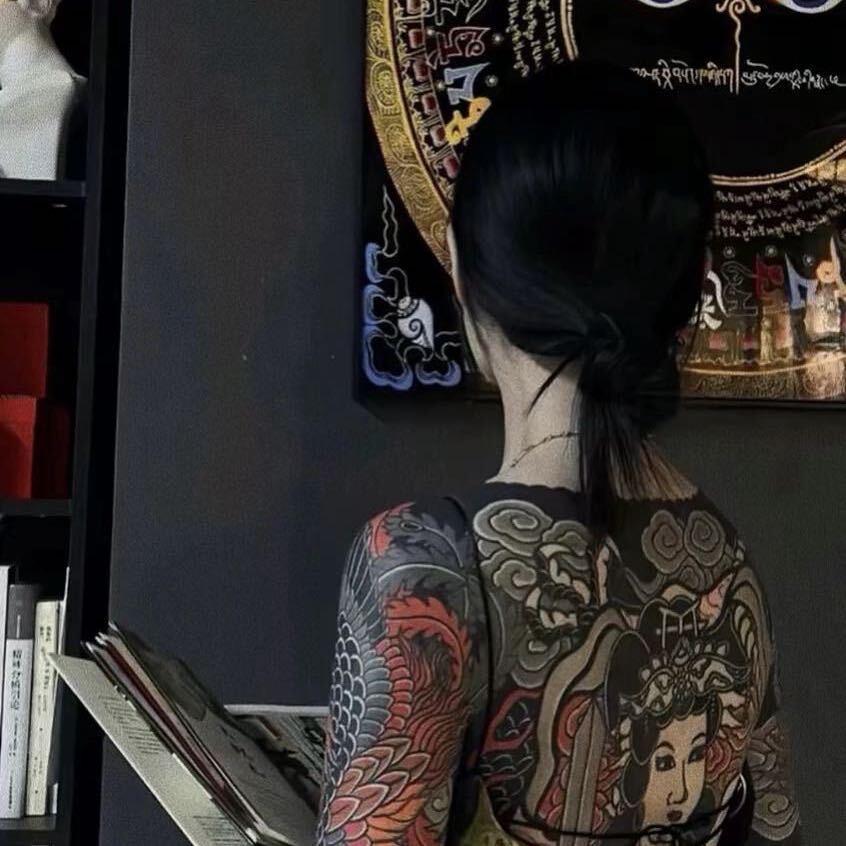 风   Д