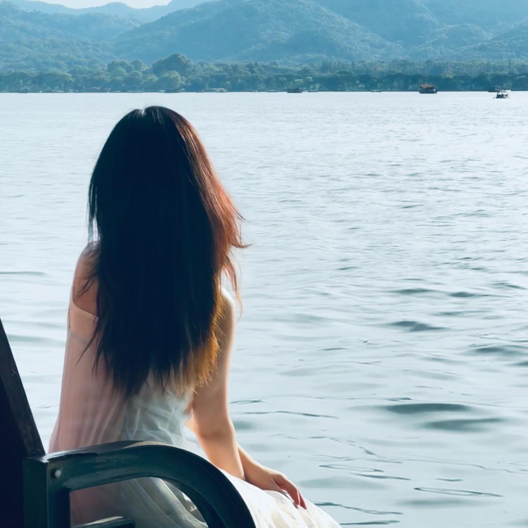 少点评本小姐