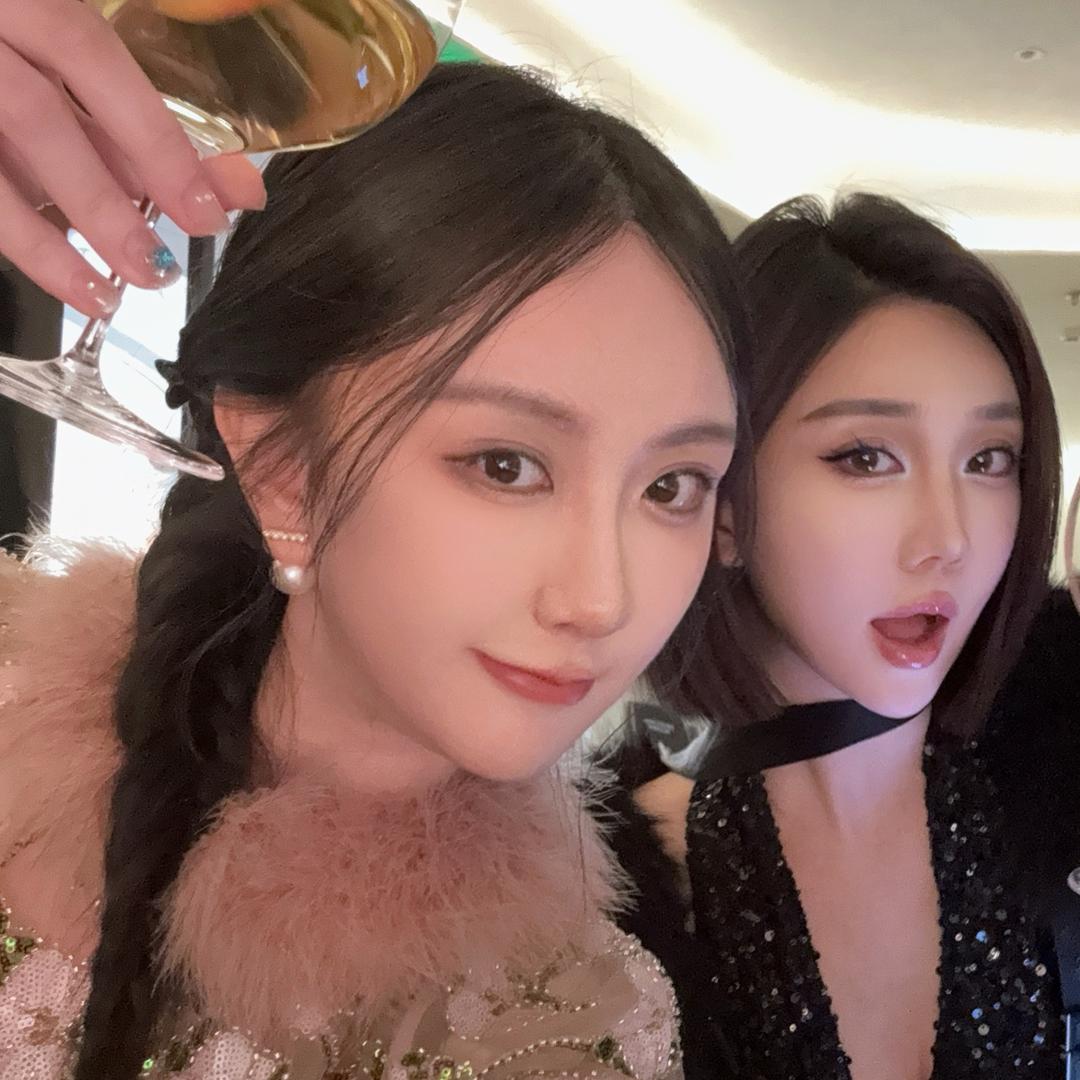 𝗗𝗶𝗗𝗶𝗶.