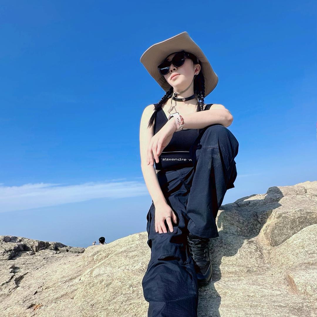 大龄文艺女青年