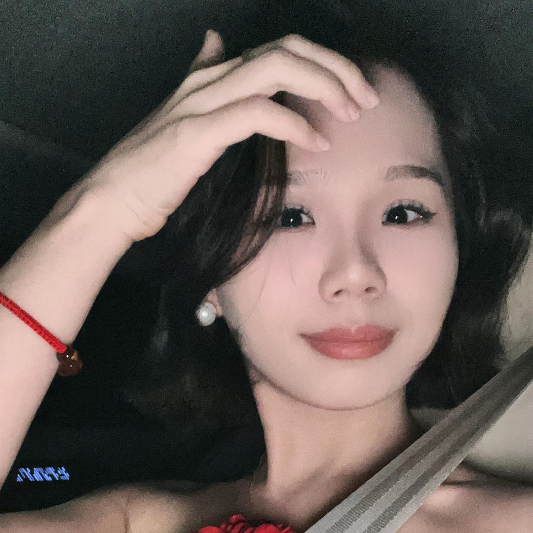 -周周-🎀