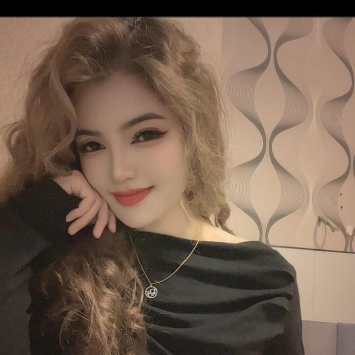 阿扎的女装店🛍️