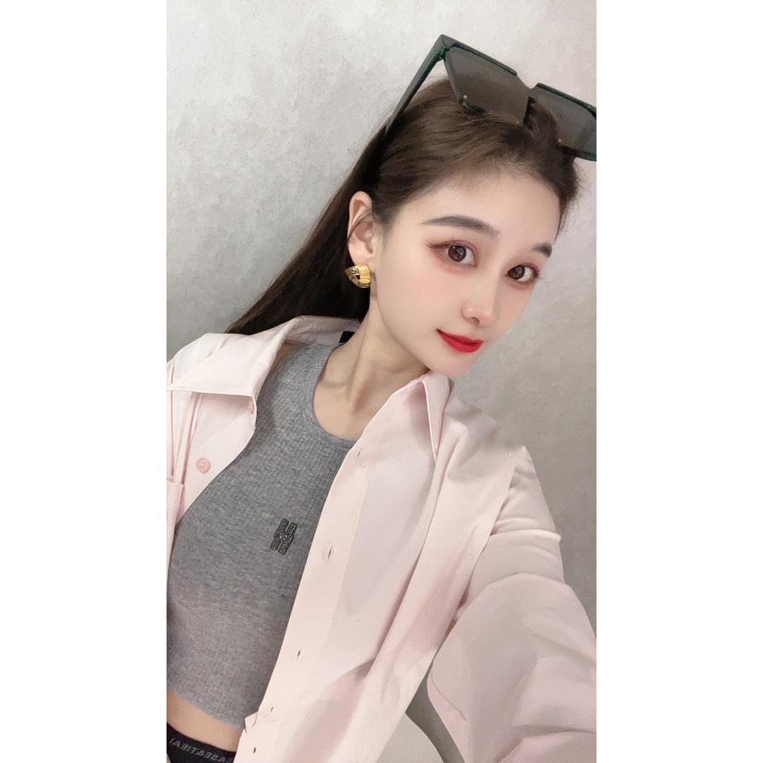 杨娇