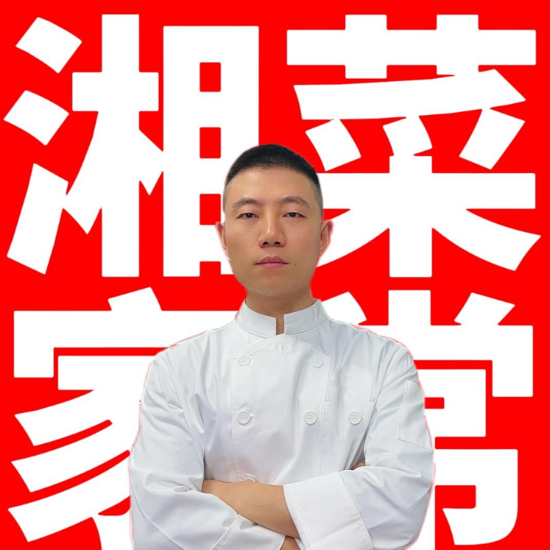 会做菜的周栋