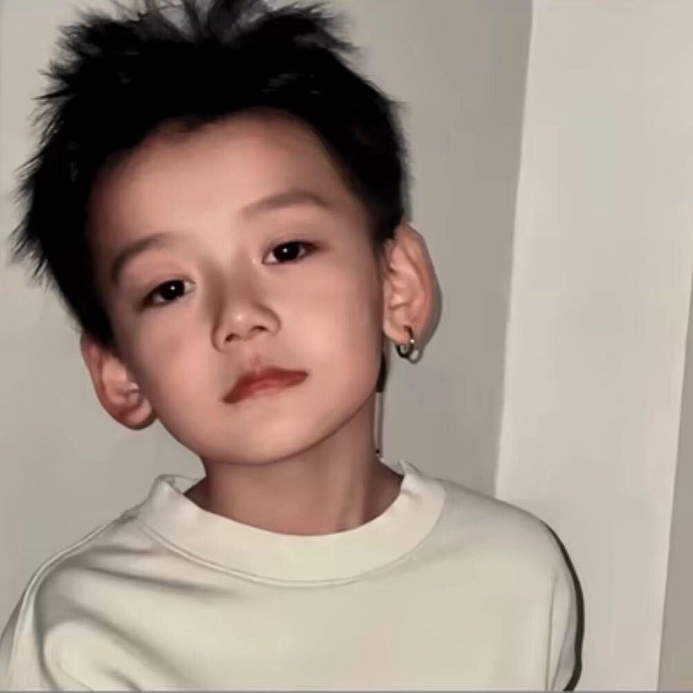 明 朗