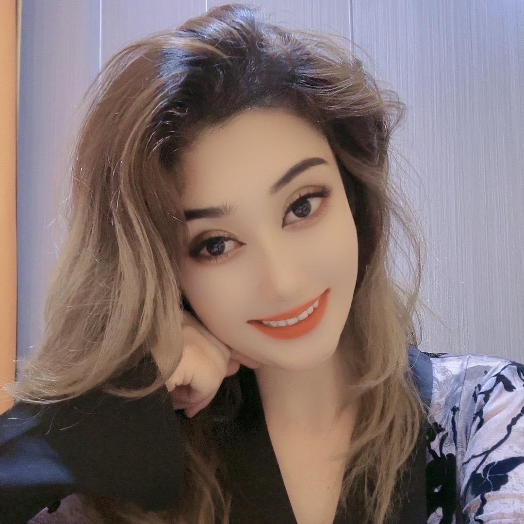 胡曼服装店