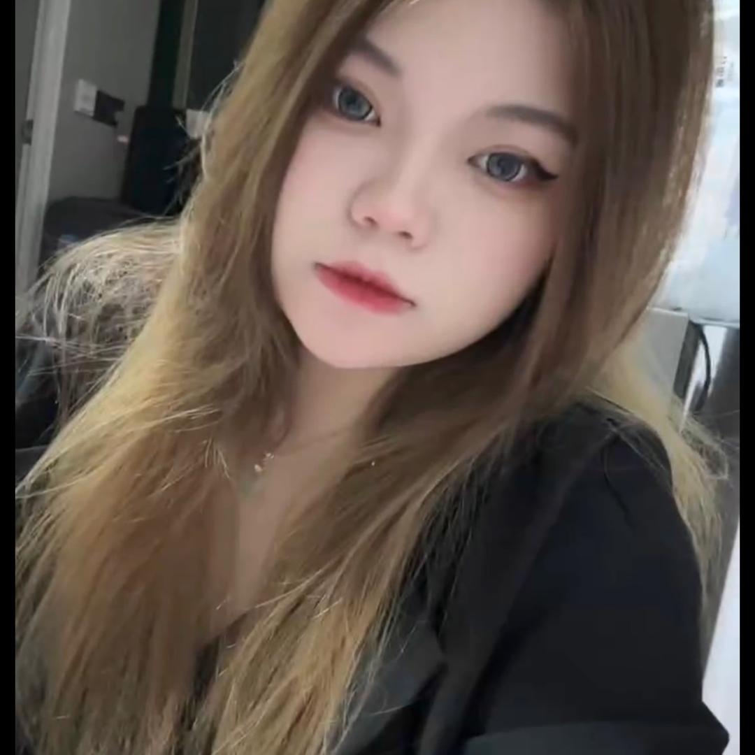 柳柳。