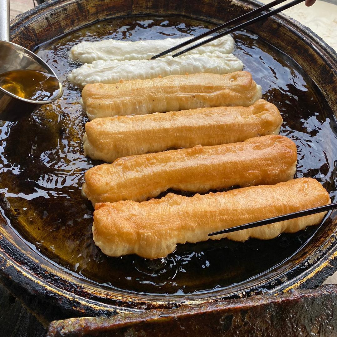 逍遥情杠子油条胡辣汤总店