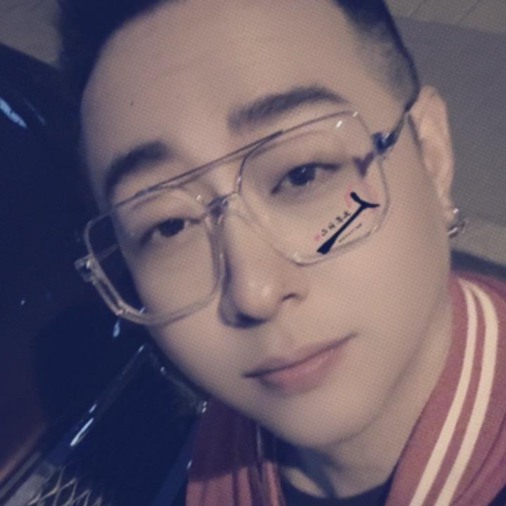 奇奇怪怪的柚子小王