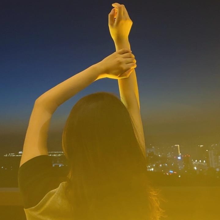 越努力越幸运✨