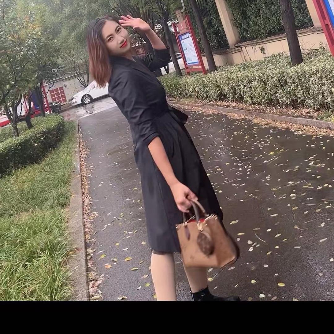 舞动心飞~🐰小汁🍪