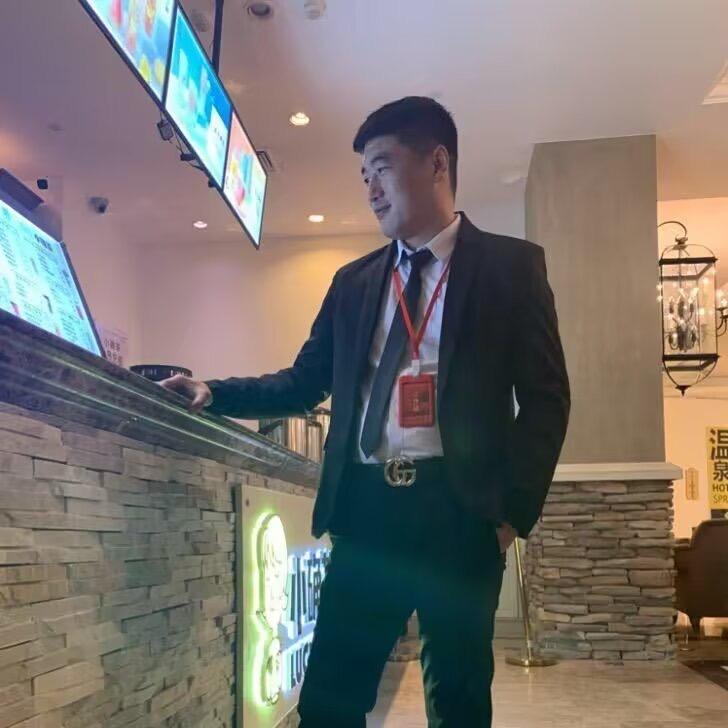 佰仕昕圣托玛斯珊珊